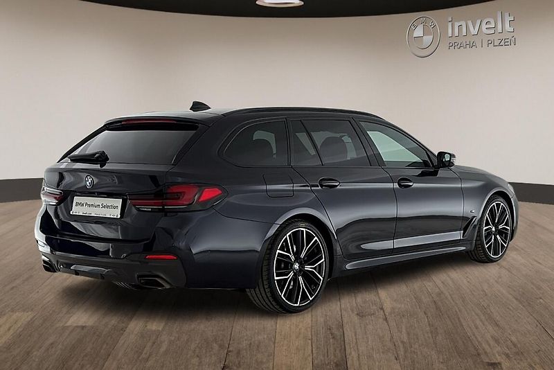 BMW Řada 5 530d xDrive - fotka 3 z 17