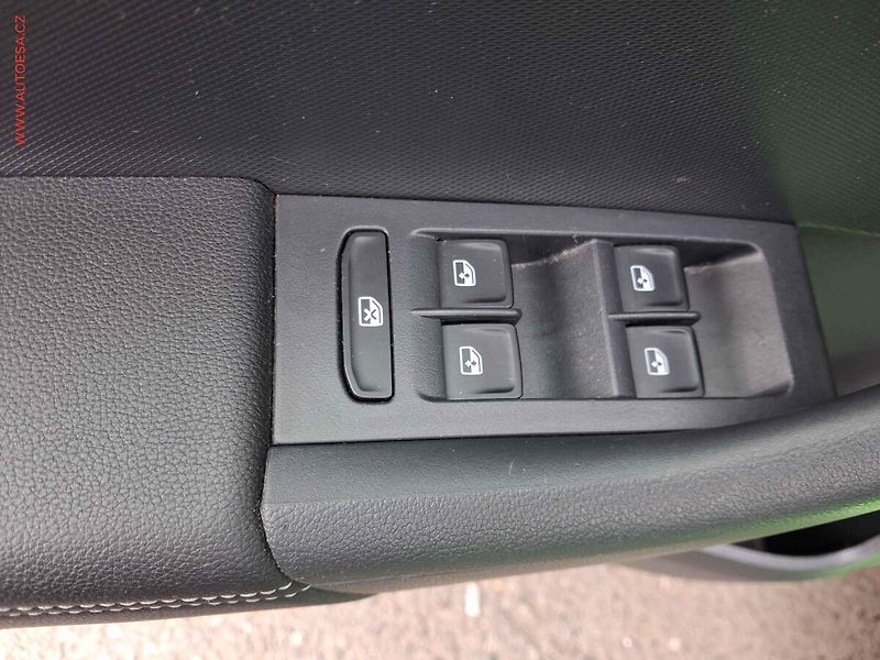 Škoda Rapid (2018) 1.0 TSI, 2.maj,ČR, Bixen - fotka 15 z 18