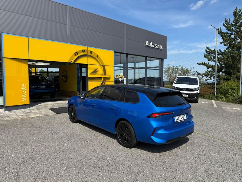 Opel Astra ST Edition 1,5 CDTI 96kW AT8 - fotka 6 z 10