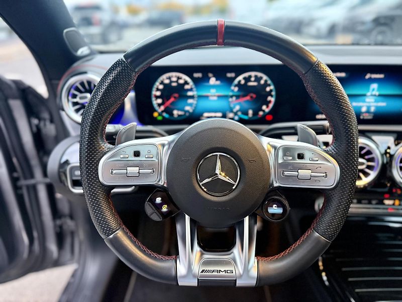 Mercedes-Benz CLA (2020) 45 4MATIC+ kupé - fotka 26 z 46