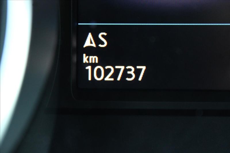 Volkswagen Tiguan 2,0 TDI  1.MAJ,A/T,4x4,R-LINE - fotka 9 z 41