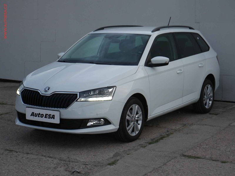 Škoda Fabia (2020) 1.0 TSI, ČR, LED, AC, kamera - fotka 3 z 16