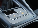 Volkswagen Golf (2020) 2.0 TDi, ČR, Life - náhled 37