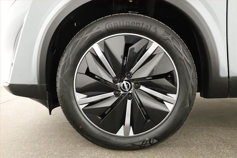 Nissan Qashqai (2026) 1.3 DIG-T MHEV, Tekna, Navigac - fotka 18 z 18