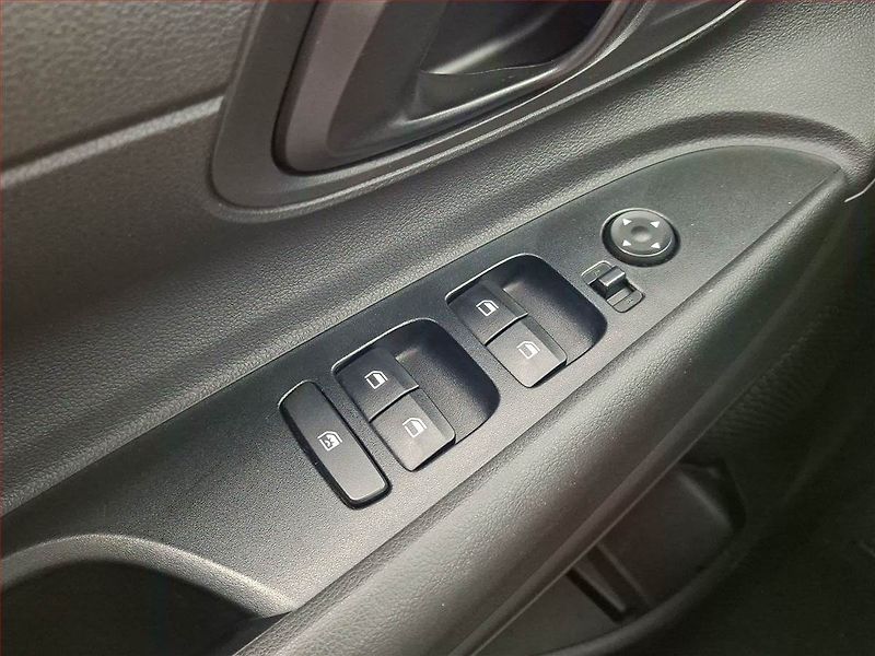 Hyundai i20 (2023) Smart 1.0 T-GDI, ČR,1.maj - fotka 15 z 15