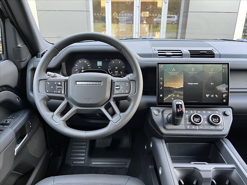Land Rover Defender (2026) 3,0   110 X-Dynamic SE D250 AW - fotka 10 z 20