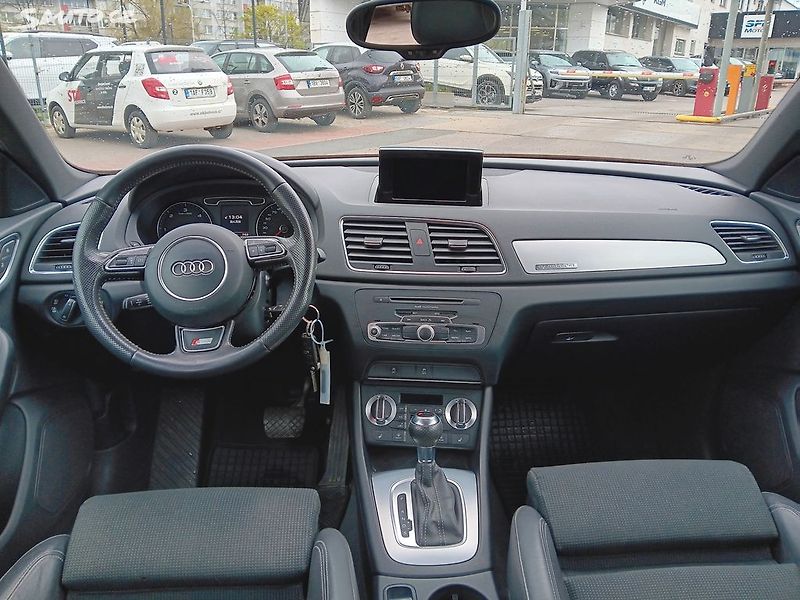 Audi Q3 2.0 TDI 130kW QUATTRO - fotka 11 z 32