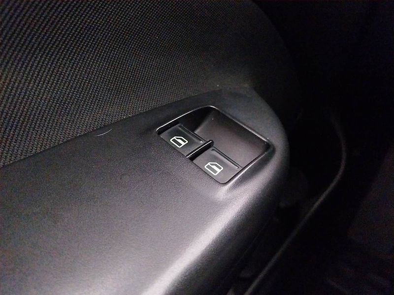 Škoda Octavia (2009) Ambiente 1.9 TDI 4x4, 4X4 - fotka 15 z 16