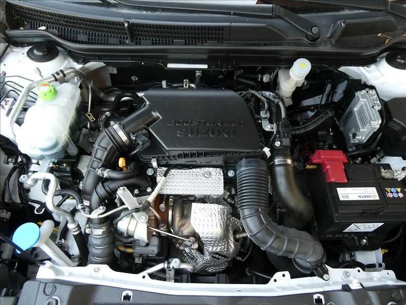 Suzuki SX4 S-Cross 1,4 BoosterJet 4x4 Hybrid,2xko - fotka 37 z 47
