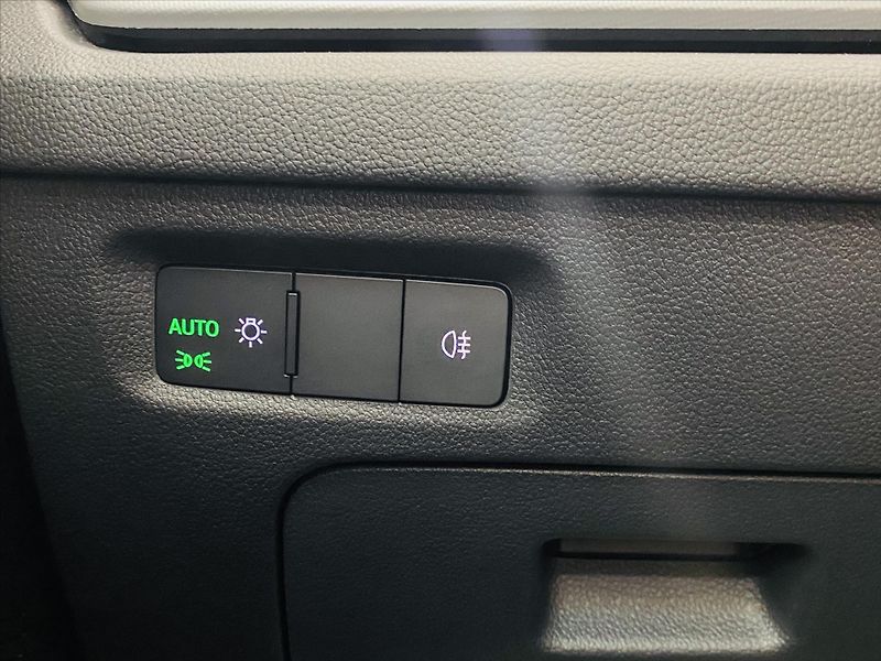 Škoda Octavia 1,5 TSI 110kW Selection - fotka 20 z 26