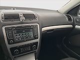 Škoda Octavia (2010) Elegance 1.4 TSI, ČR,1.maj - náhled 17