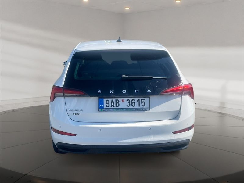 Škoda Scala 1,5 TSI 110 Style 5d - fotka 5 z 11
