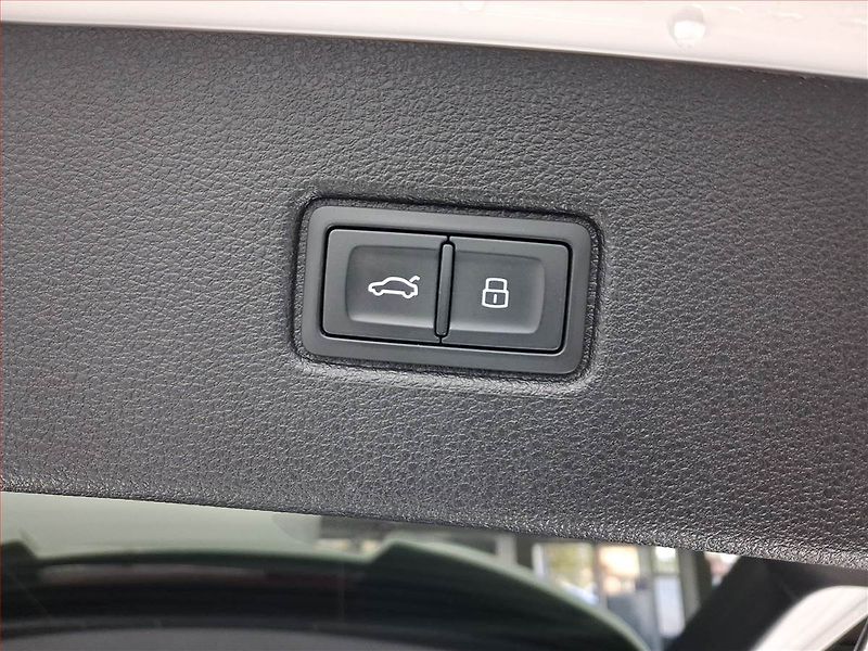 Audi Q7 (2022) 55 TFSI - fotka 22 z 22