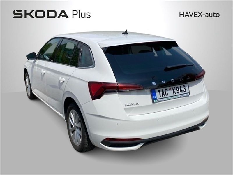 Škoda Scala (2024) 1.0 TSI Top Selection - fotka 2 z 5