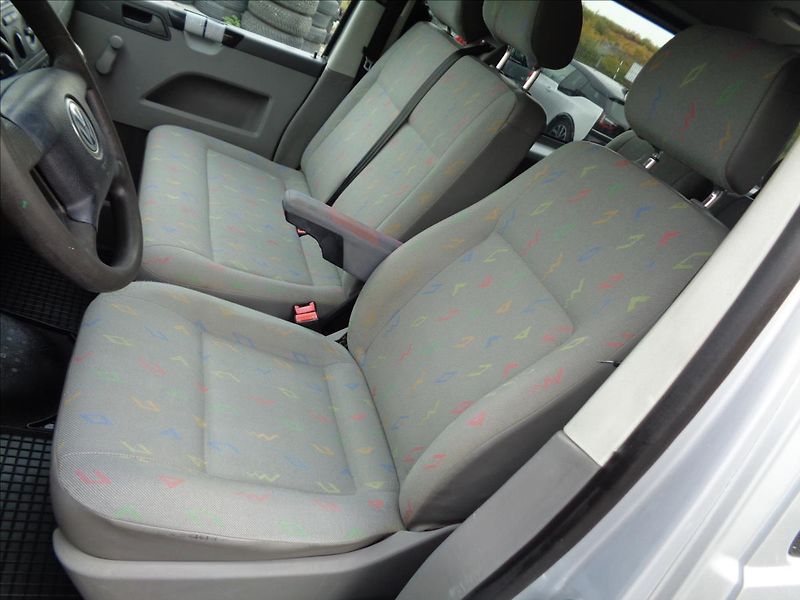 Volkswagen Transporter 1,9 - fotka 12 z 17