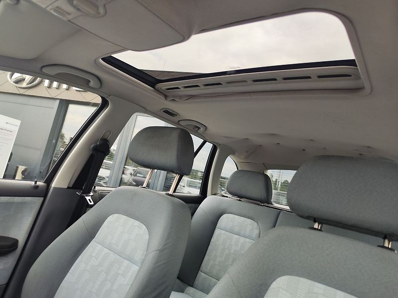 Škoda Fabia 1.4i 16V/55kW Comfort - fotka 14 z 22