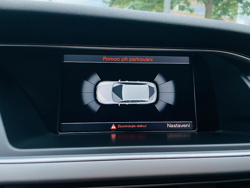 Audi A4 2.0TDI VÝHŘEV SENZORY SERVISKA - fotka 35 z 49
