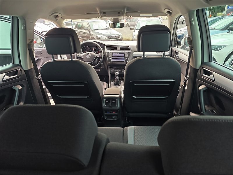 Volkswagen Tiguan 1,4 TSi 110KW COMFORTLINE - fotka 32 z 49