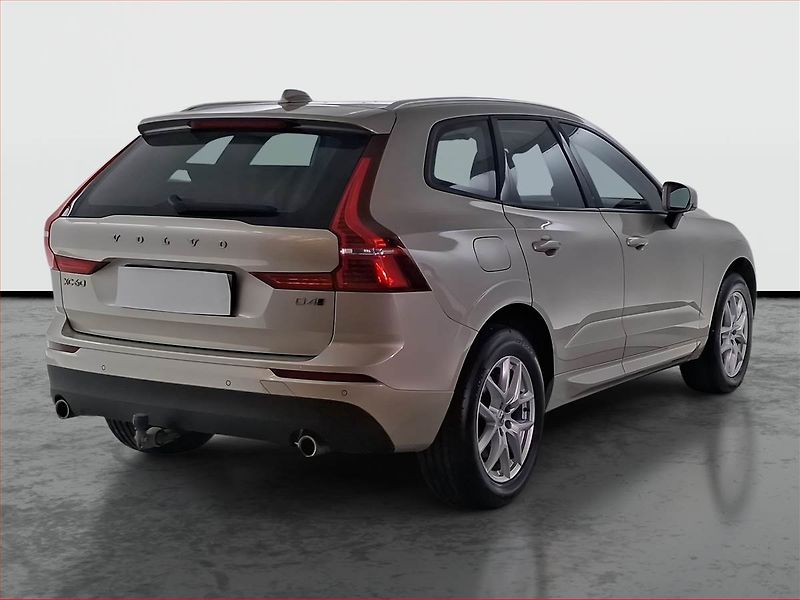 Volvo XC60 (2018) Momentum D4 - fotka 5 z 16