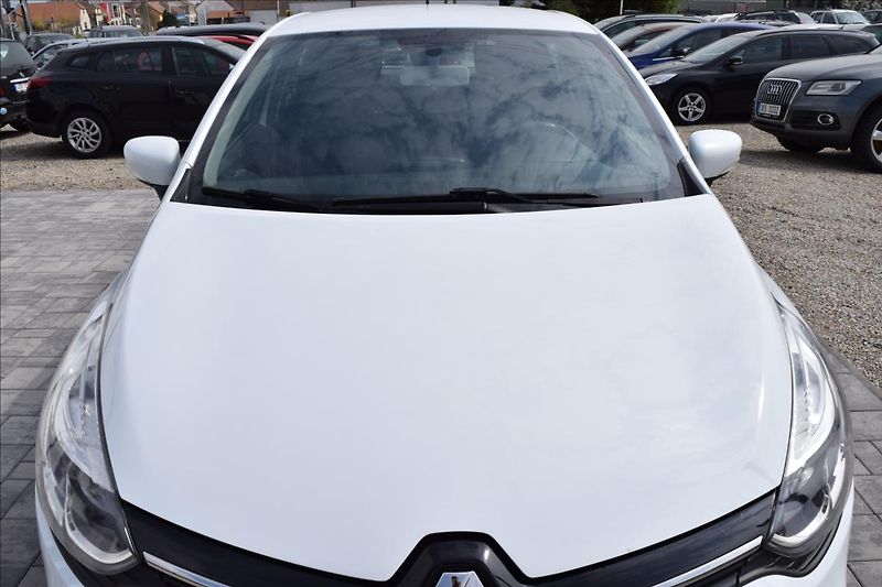 Renault Clio 1,2 i 54KW KLIMA ALU - fotka 3 z 47