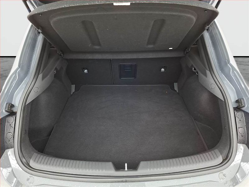 Hyundai i30 (2023) N-Line 1.5 T-GDI MHEV - fotka 14 z 17