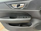 Volvo V60 (2020) 2.0D,140KW,BLIS,ACC,MATRIX,DPH - náhled 23