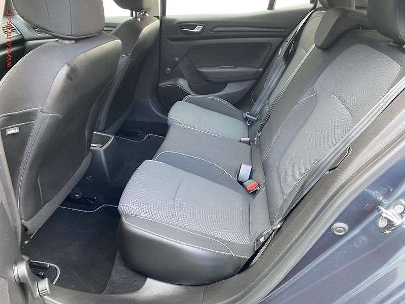 Renault Mégane (2016) 1.2 TCe, Zen, AC, tempo - fotka 10 z 16