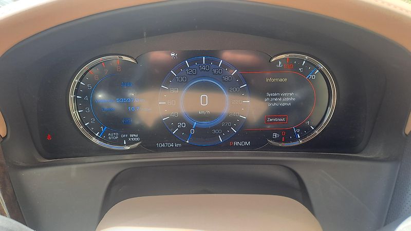 Cadillac CT6 Platinum EU model - fotka 17 z 20