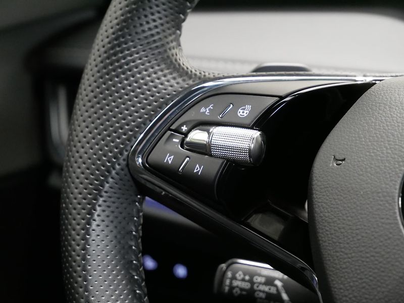 Škoda Enyaq - fotka 14 z 25