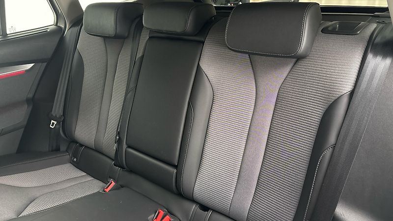 Škoda Enyaq 82 kWh AUT 80x Clever - fotka 16 z 32