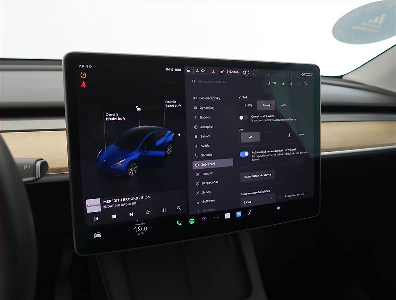 Tesla Model Y (2022) Long Range AWD 79kWh, SoH 91% - fotka 25 z 33
