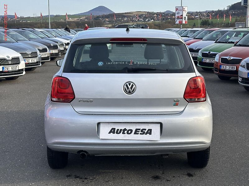 Volkswagen Polo (2012) 1.4i, ČR, AC, +kola - fotka 5 z 16