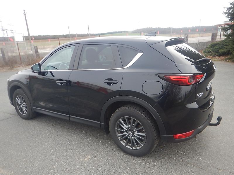 Mazda CX-5 2.2 D 110 KW 4x4 - fotka 3 z 15