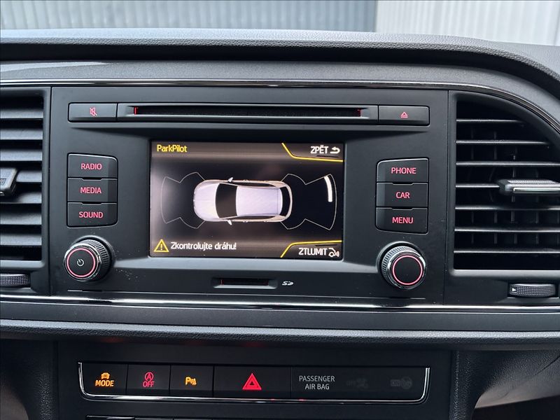 Seat Leon 1.4 TSi FR - fotka 12 z 14