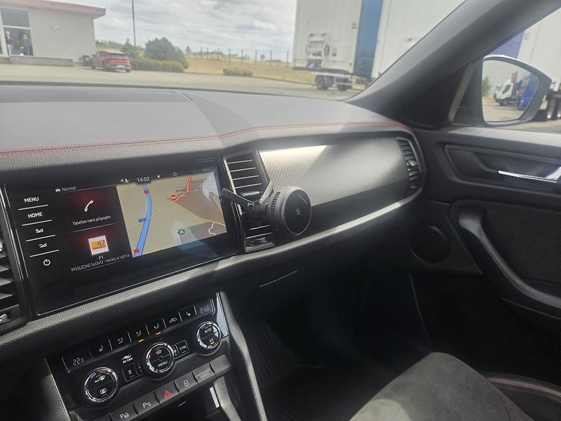 Škoda Kodiaq 2,0 TSI RS 180kW 4x4 7 míst  - fotka 11 z 25