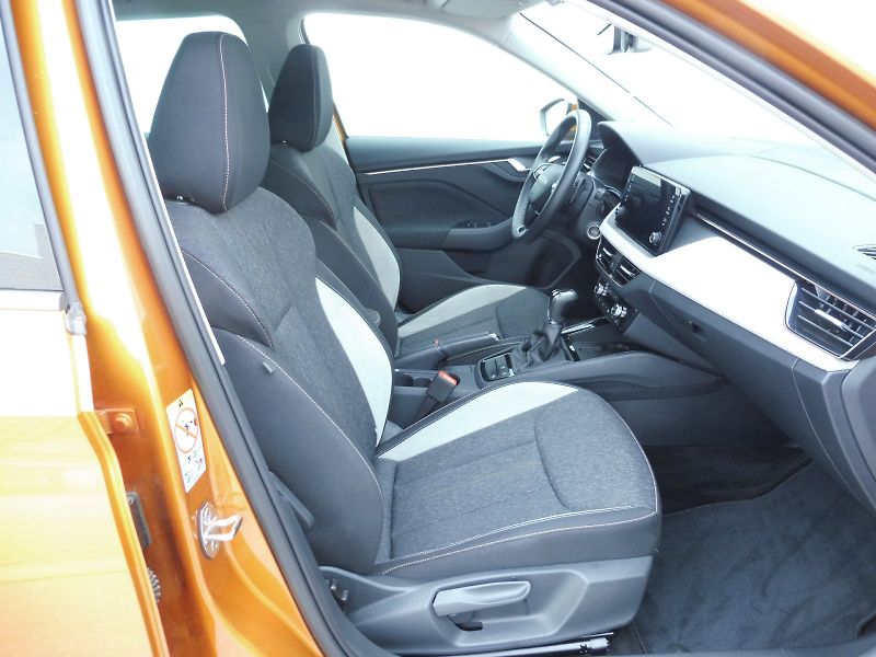 Škoda Kamiq (2025) Top Selection 1,5 TSI 110kW DS - fotka 9 z 29