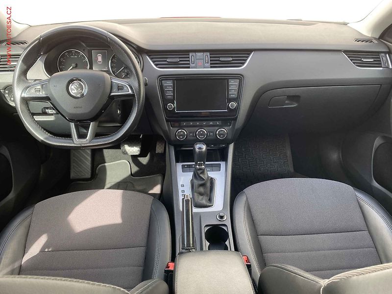 Škoda Octavia (2015) 1.2 TSi, Style, DSG, bixen - fotka 8 z 20