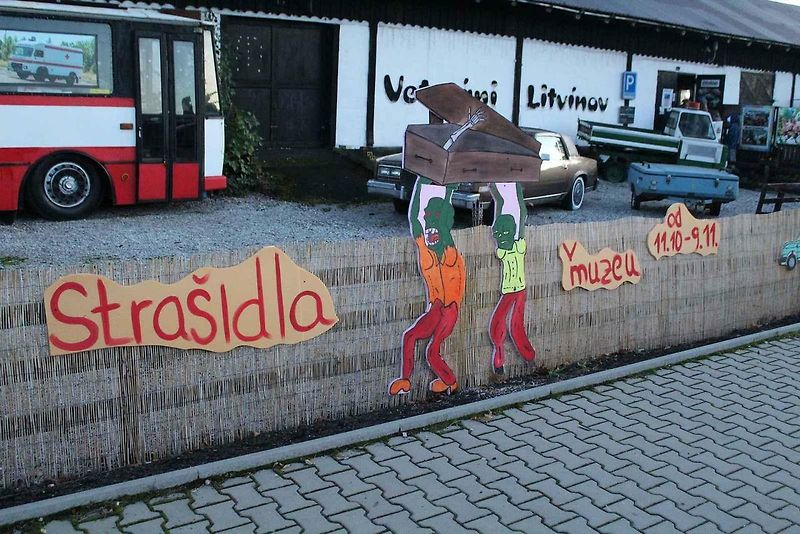 Muzeum veteráni Litvínov láká návštěvníky na halloweenské příšery a monstra. Akce má ještě dva termíny.