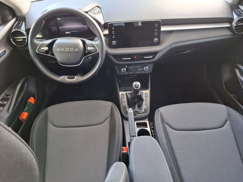 Škoda Fabia (2025) Selection TS 70/1.0 M5F - fotka 15 z 25