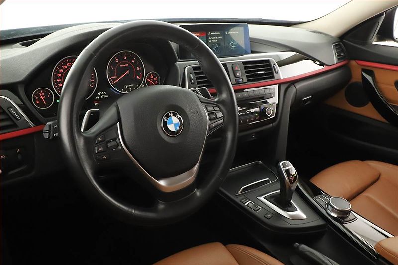 BMW Řada 4 (2017) Sport Line 435d xDrive - fotka 16 z 20