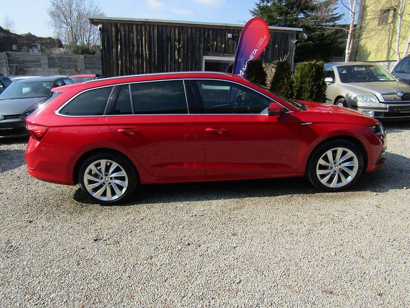 Škoda Octavia (2022) 2.0 TDI 110kW DSG SPORT Line - fotka 9 z 43