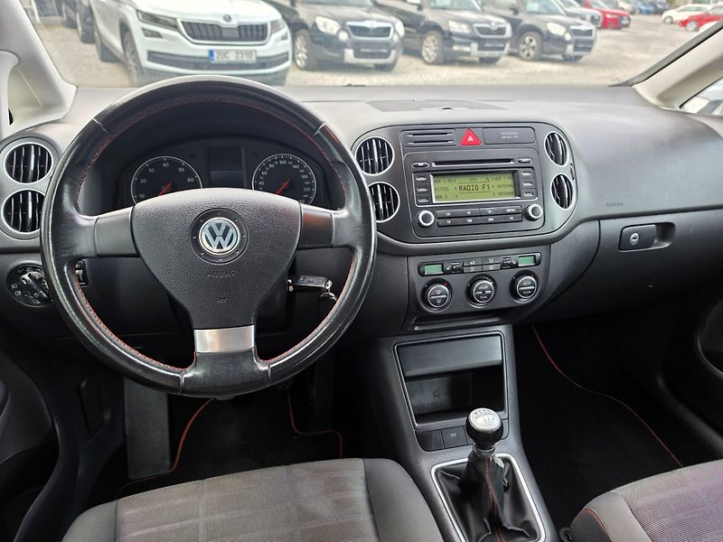 Volkswagen Golf Plus (2006) 1.6 i GOAL - fotka 13 z 26