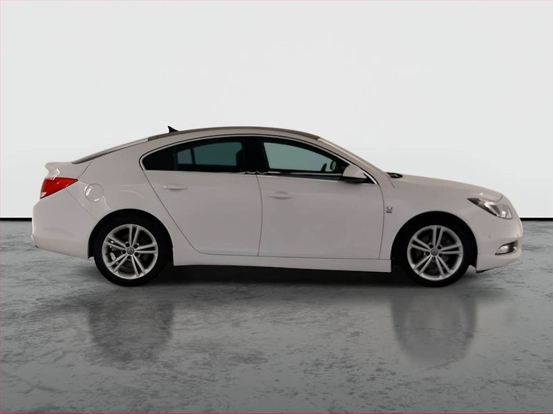 Opel Insignia (2012) 2.0 BiTurbo CDTI, Serv.kniha - fotka 6 z 21