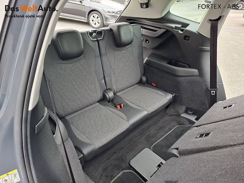 Volkswagen Tayron (2025) 2.0 TDI,142kW,DSG,4x4,Matrix,T - fotka 13 z 33