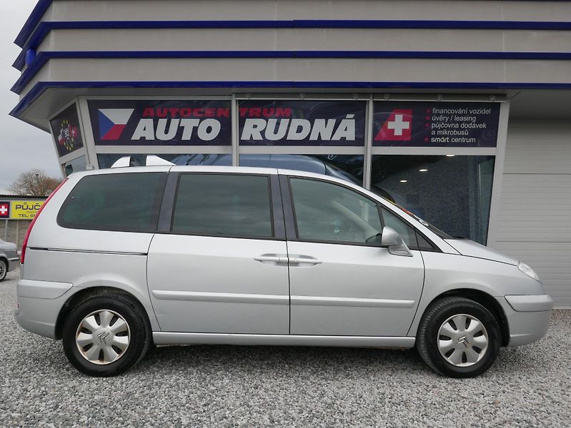 Citroën C8 2,2 HDi 94kW REZERVACE - fotka 5 z 32