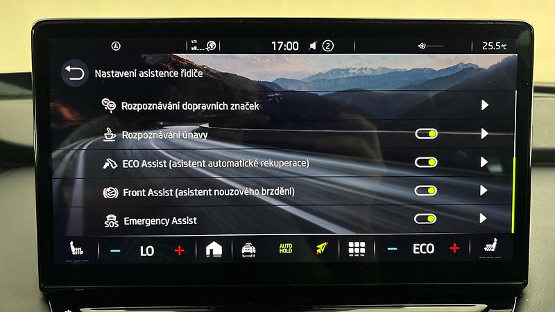 Škoda Enyaq 62 kWh AUT 60 Sportline - fotka 28 z 33