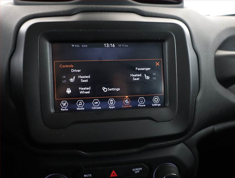 Jeep Renegade (2020) 1.0 T-GDI, Tempomat - fotka 12 z 19