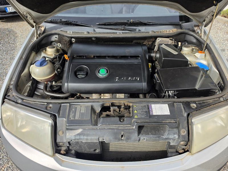 Škoda Fabia (2000) 1.4 MPI Serviska - fotka 20 z 21