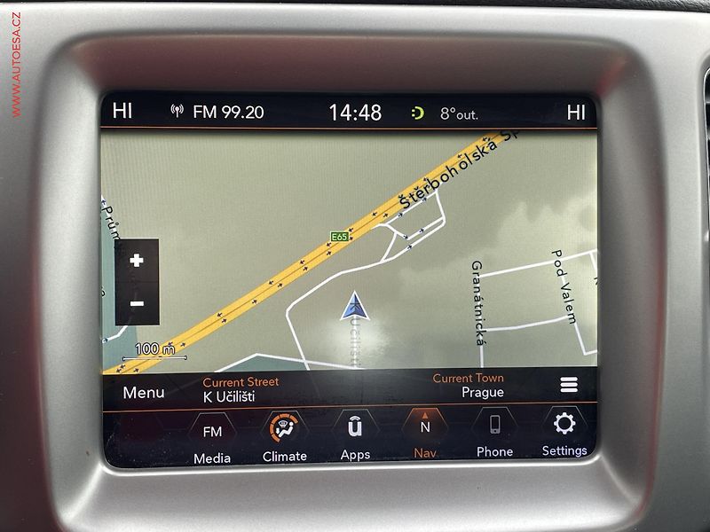 Jeep Compass (2018) 1.6 M-Jet, Longitude, TZ - fotka 12 z 20