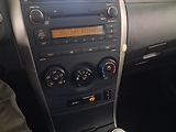 Toyota Corolla (2009) 1.3 Dual VVT-i, Vyhř. sedaček - náhled 12
